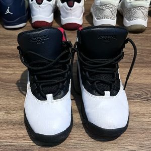 Boy Jordan 10 Retro Shoes